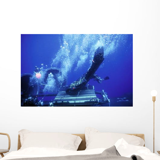 Dry Deck Shelter Crewmen Wall Decal Design 1