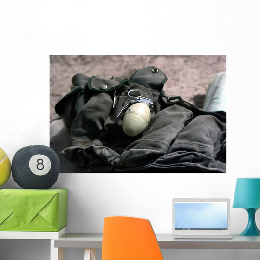 Plastic Body Fragmentation Hand Wall Decal