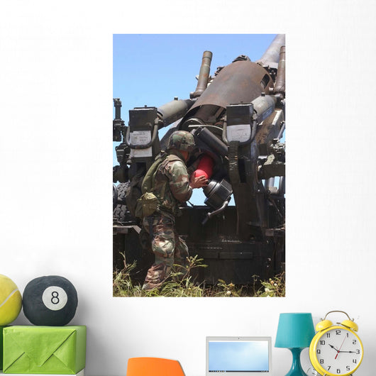 Soldier Loads Charge round Wall Decal