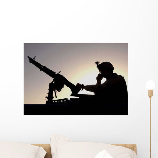 Us Soldier Talks Hand Wall Decal