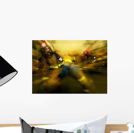 Lithographer Braces for Shock Wall Decal