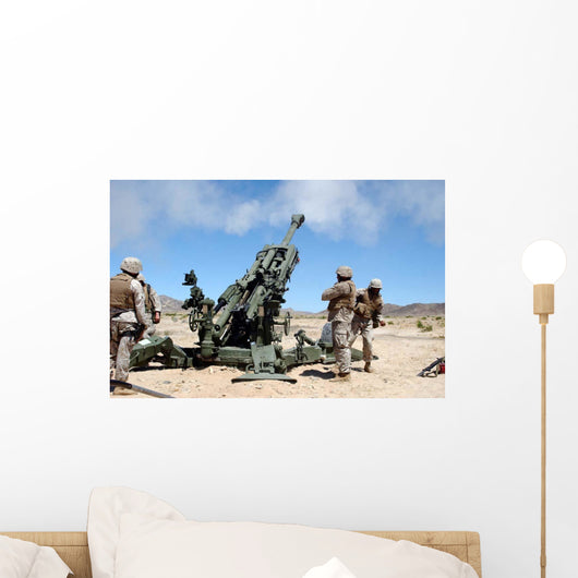 Artillerymen Fire-off round with Wall Decal