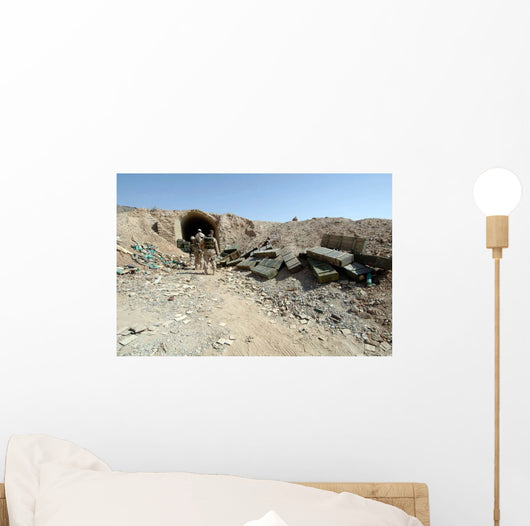 Us Army Soldiers Inspect Wall Decal