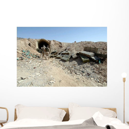 Us Army Soldiers Inspect Wall Decal
