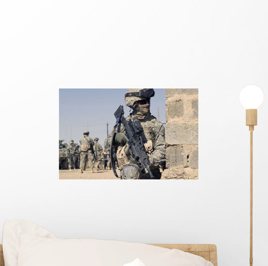 Us Army Soldier Armed Wall Decal
