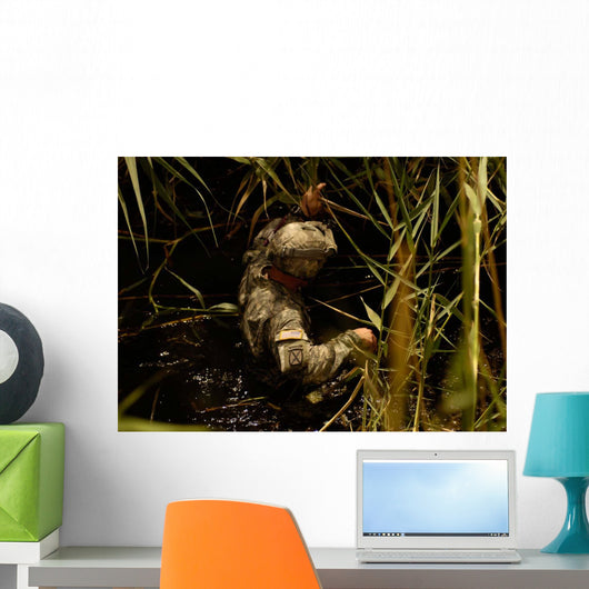 Us Army Soldier Searches Wall Decal