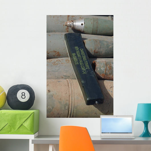 C-4 Explosive Placed 100 Wall Decal