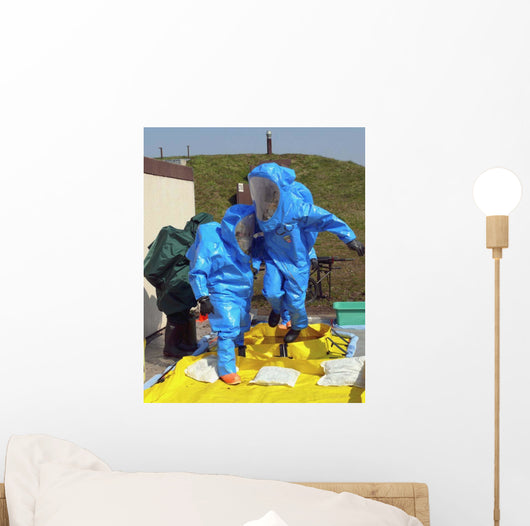 Airman and Soldier Jump Wall Decal