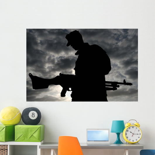 Marine Attaches M-240g Medium Wall Decal