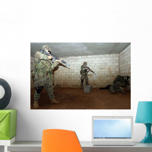 Marines Hold Saso Instructor Wall Decal