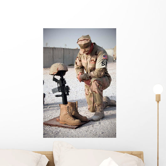 Soldier Bows to Pay Wall Decal
