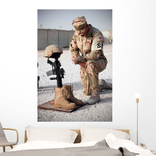 Soldier Bows to Pay Wall Decal