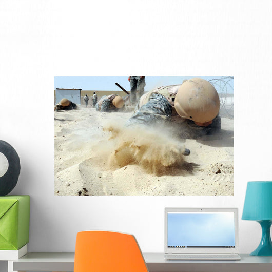 Army Soldier Pulls Himself Wall Decal