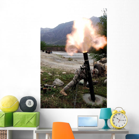 Us Army Soldier Ducking Wall Decal