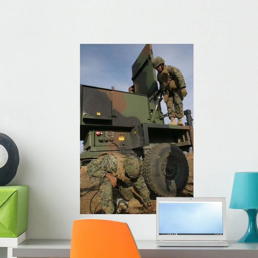 Marines Prepare Antenna Tpq-46a Wall Decal