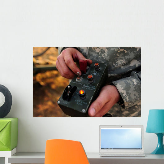 Us Soldier Hits Button Wall Decal