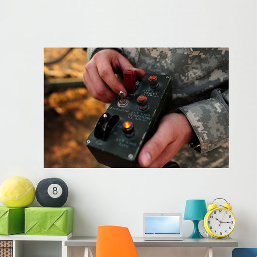 Us Soldier Hits Button Wall Decal