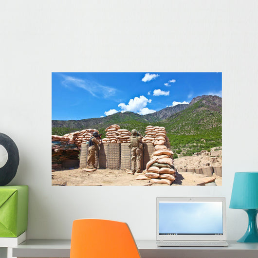 Us Army Soldier and Wall Decal