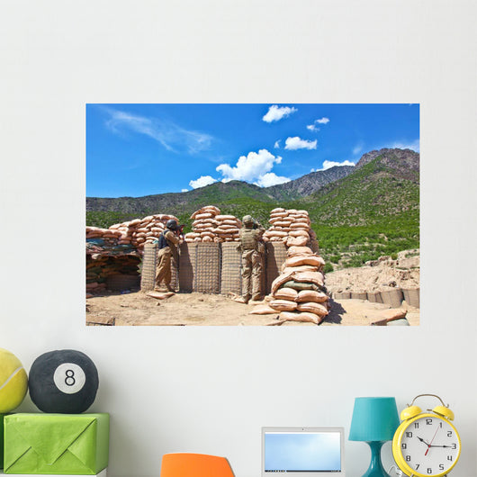 Us Army Soldier and Wall Decal