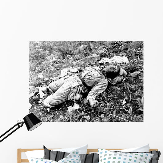 Chinese Soldier Killed during Wall Decal