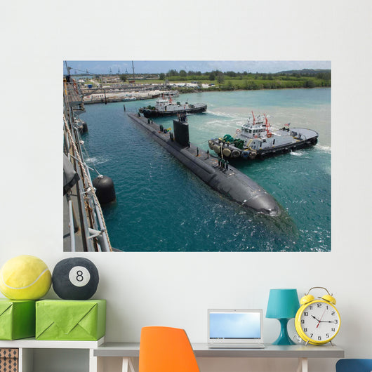 Tugboats Assist Los Angeles-class Wall Decal