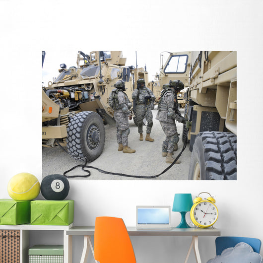 Us Army Soldiers Jump Wall Decal