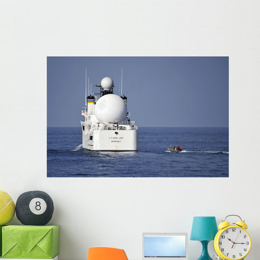 Sailors Rigid-hull Inflatable Approach Wall Decal