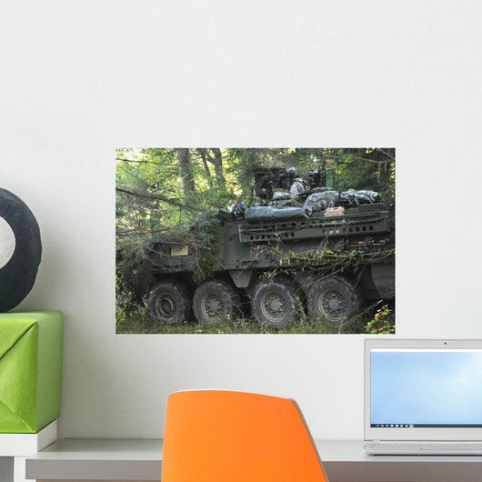 Us Army Soldier Pulls Wall Decal Design 2