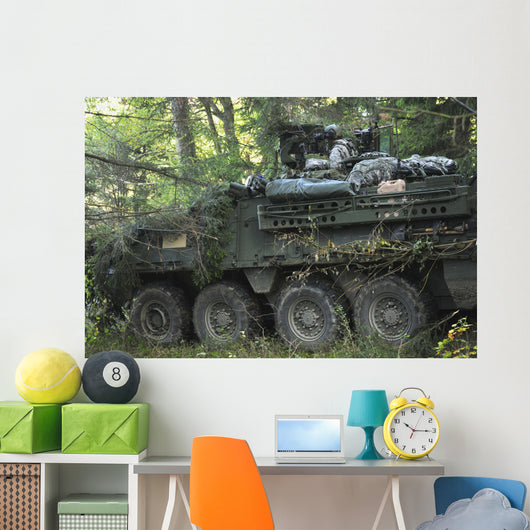 Us Army Soldier Pulls Wall Decal Design 2