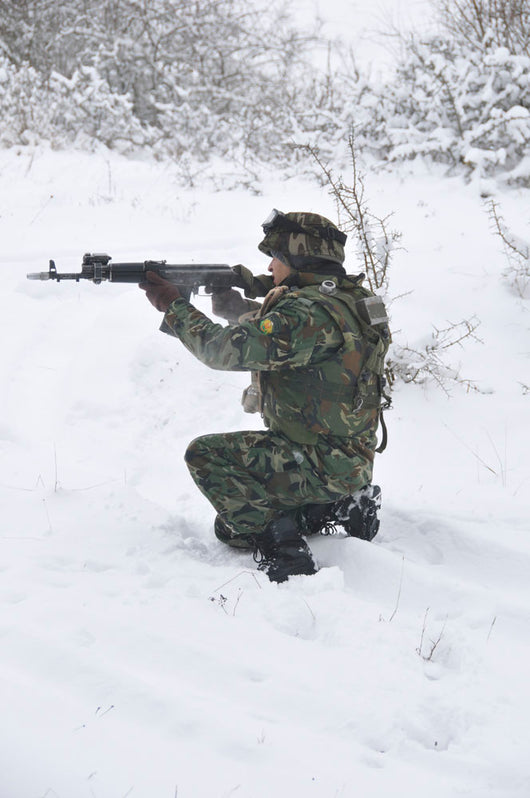 Bulgarian Soldier Aims down Wall Decal
