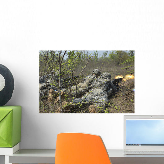 Soldiers Fire M240b Machine Wall Decal
