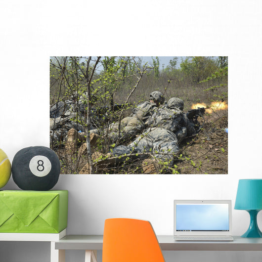 Soldiers Fire M240b Machine Wall Decal