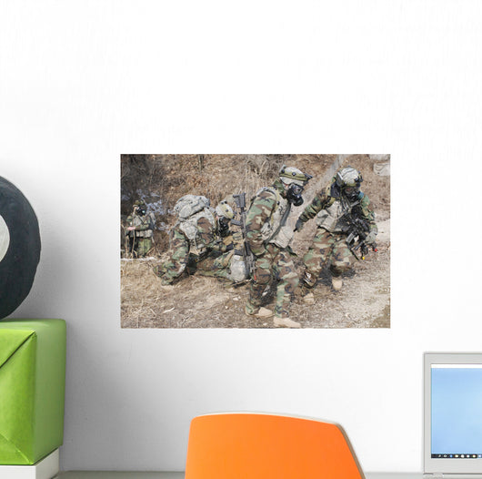 Us Soldiers Wear Gas Wall Decal
