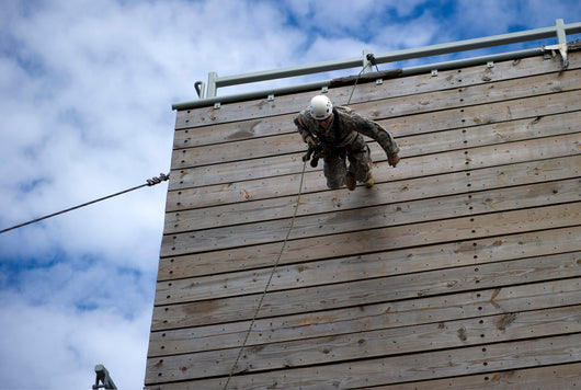 Us Soldier Runs down Wall Decal