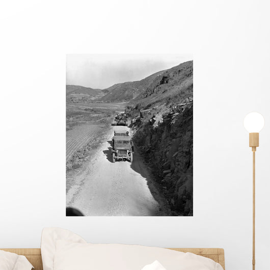 Tank-led Patrol Leathernecks Hunt Wall Decal Design 2