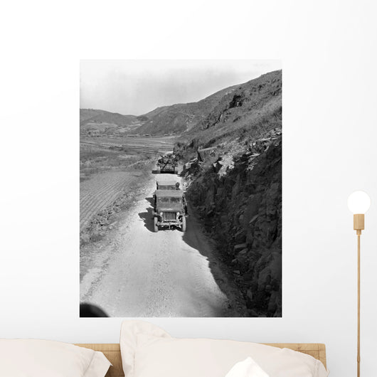 Tank-led Patrol Leathernecks Hunt Wall Decal Design 2
