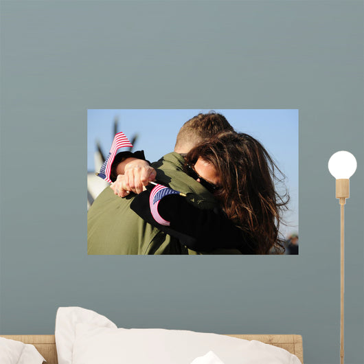 Us Aviator Embraces His Wall Decal