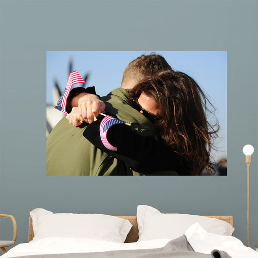Us Aviator Embraces His Wall Decal