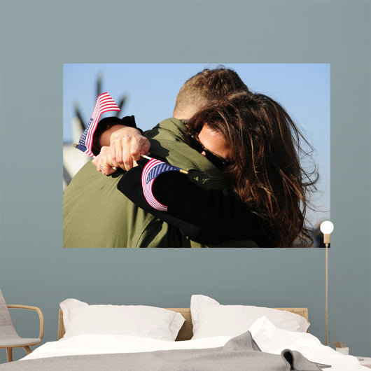 Us Aviator Embraces His Wall Decal