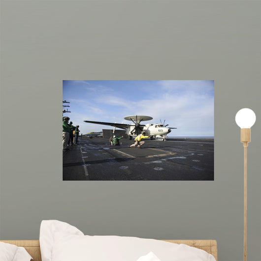 E2-c Hawkeye Prepares to Wall Decal