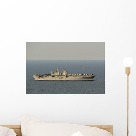 Ch-47f Chinook Conducts Flight Wall Decal