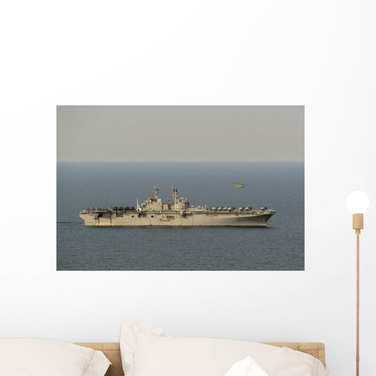 Ch-47f Chinook Conducts Flight Wall Decal