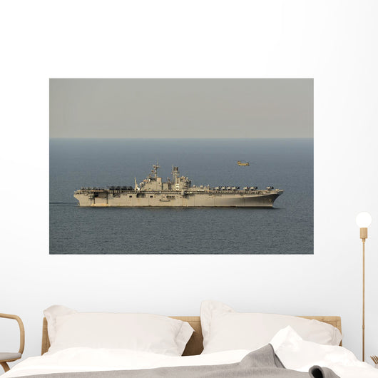 Ch-47f Chinook Conducts Flight Wall Decal