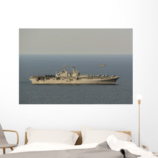 Ch-47f Chinook Conducts Flight Wall Decal