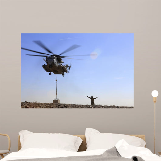 Ch-53e Super Stallion Conducts Wall Decal