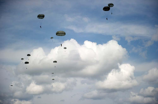 Halo Jumpers Descend to Wall Decal Design 2