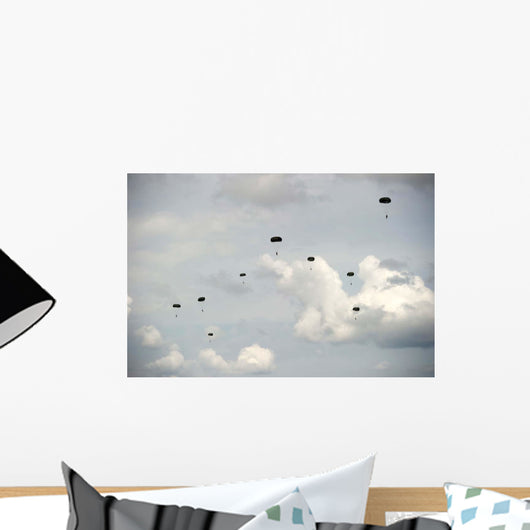 Halo Jumpers Descend to Wall Decal Design 1