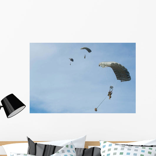 Halo Jumpers Prepare to Wall Decal
