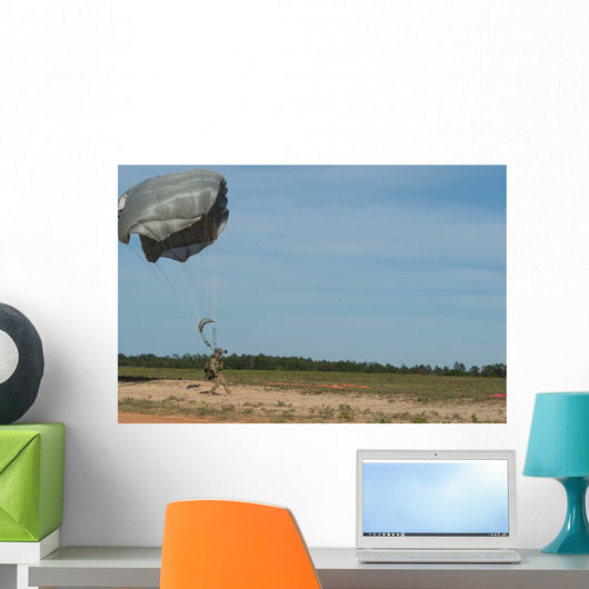 Halo Jumper Lands Landing Wall Decal