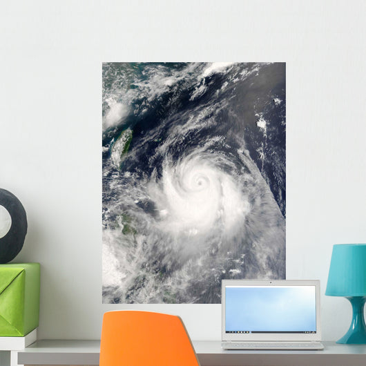 Typhoon Ewiniar Wall Decal